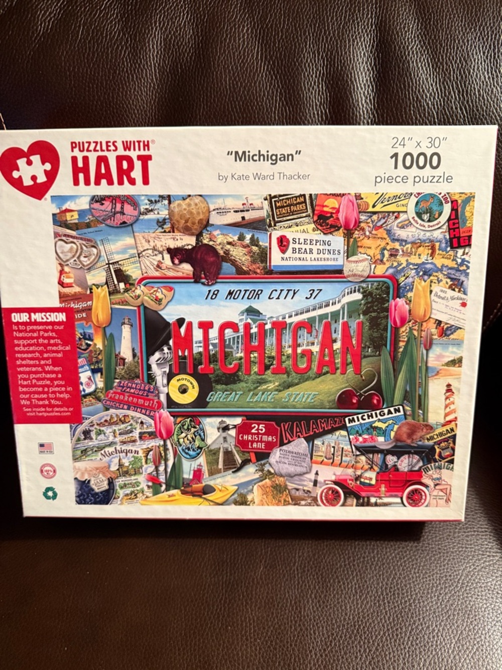 Hart Brand Michigan 1000-Piece Jigsaw Puzzle. Kate Ward Thacker artist. Complete
